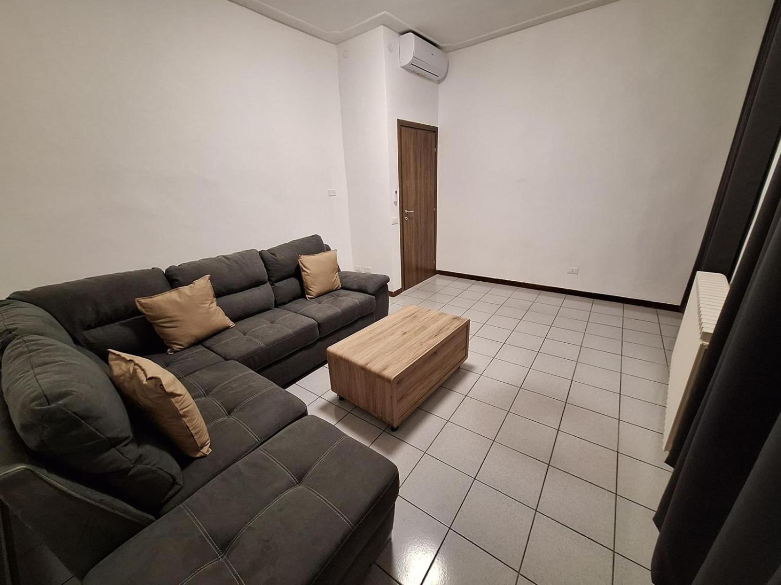 Fiore Apartments Fiorenzuola dʼArda Dış mekan fotoğraf